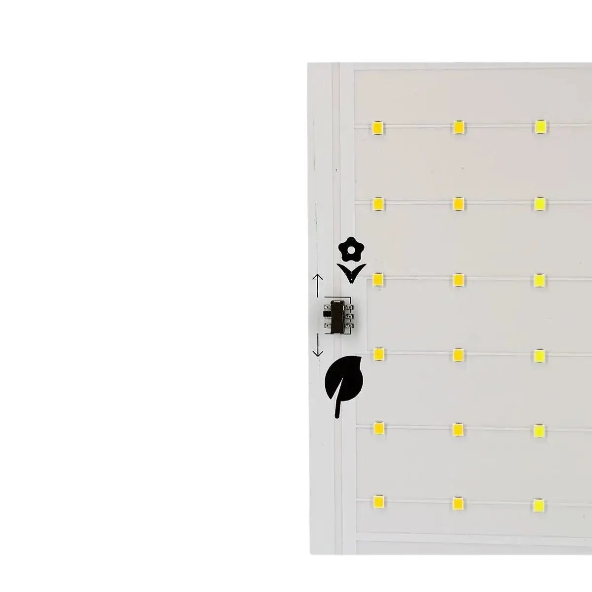 Zoom sur les LED Full Spectrum du panneau AGROLIGHT 150W avec icônes de croissance et floraison, optimisé pour toutes les phases de culture.