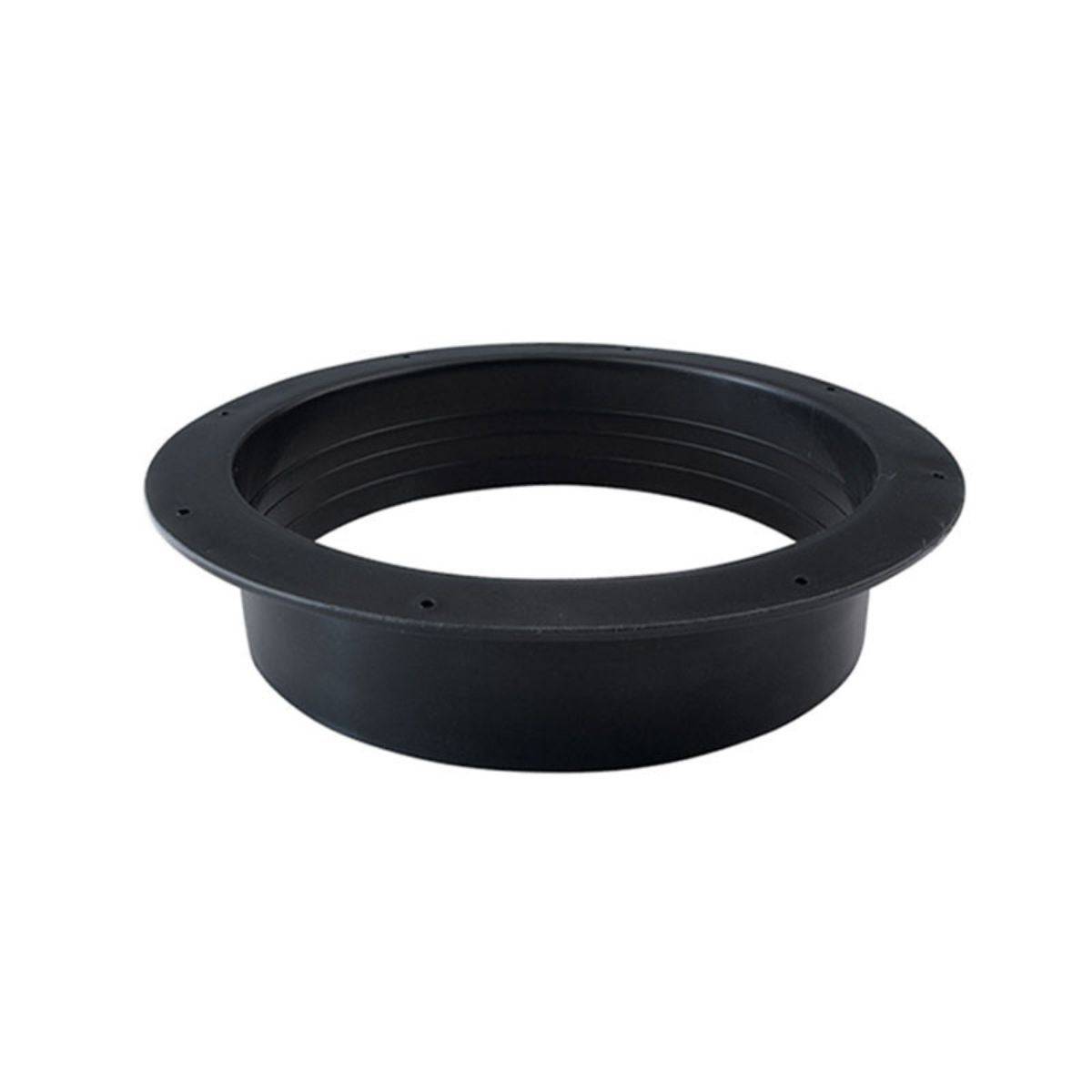 Flange en PVC pour conduit de ventilation - 200mm, idéale pour connecter des gaines murales dans les systèmes de ventilation domestiques ou industriels. Conçue pour une installation facile dans les serres, ateliers ou maisons.