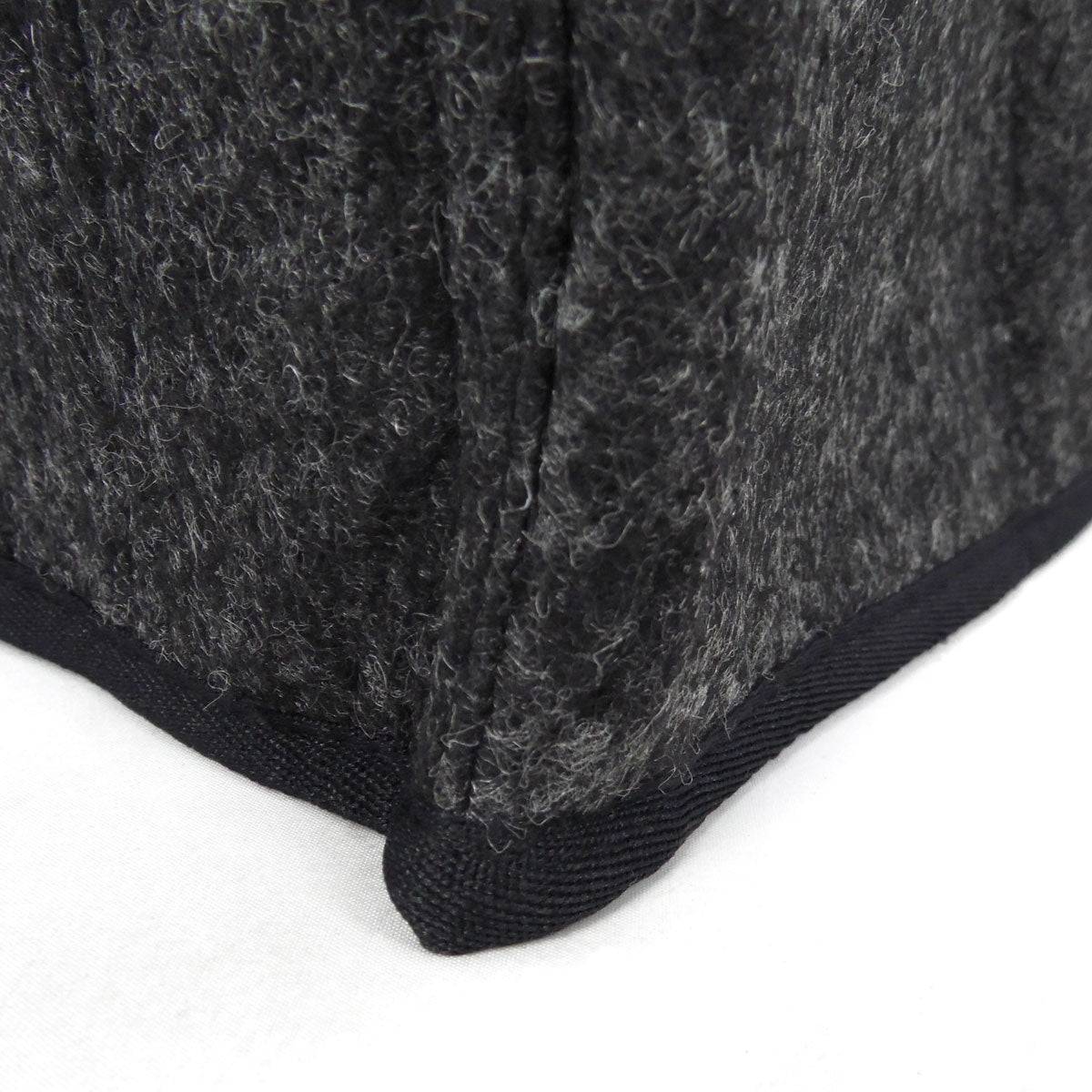 Détail du tissu géotextile du pot Garden HighPro PROPOT 30L, montrant la texture résistante et respirante pour un drainage optimal.