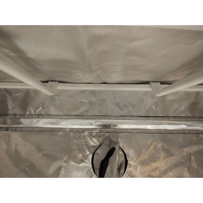 Détail du sol renforcé et des barres de support de la tente de culture Guerilla 120x60x180 cm. Structure stable pour équipements horticoles.