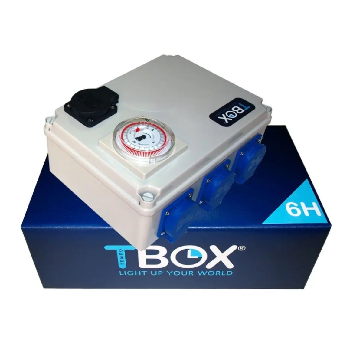 Boîte TBOX 6x600W avec minuterie analogique et prise chauffage, présentée sur son emballage, conçue pour la gestion de lampes de culture indoor.