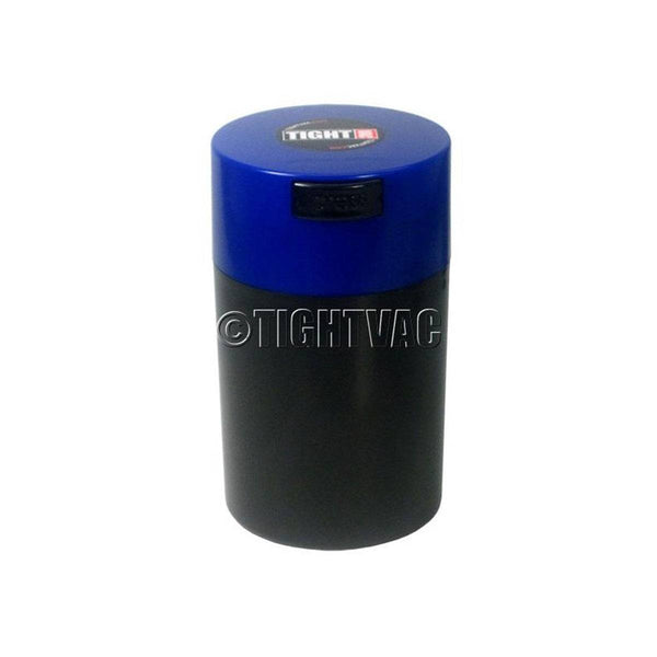 Boite sous-vide pour curing TIGHTVAC bleu de 0.57l, idéale pour conserver les fleurs de récolte. Contenant hermétique noir avec couvercle bleu.
