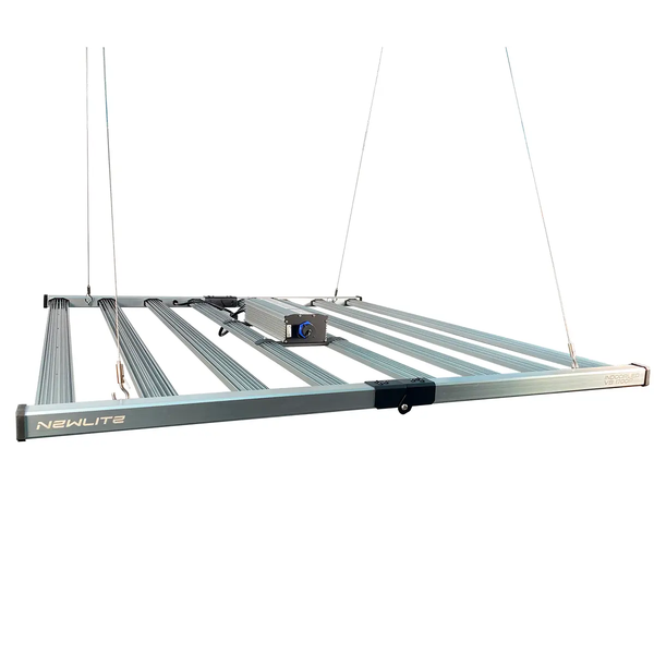 Lampe LED horticole Newlite IndoorLed 630W avec 8 barres