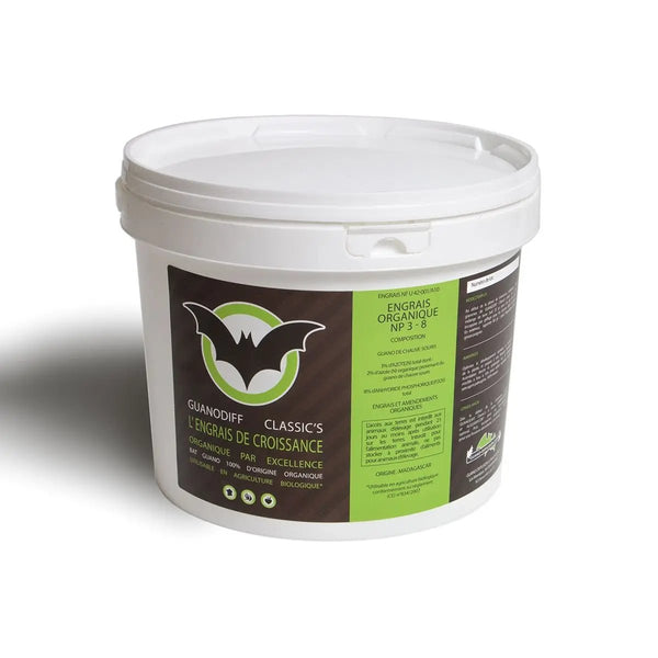 Seau de 2kg d'engrais organique GUANODIFF CLASSIC’S à base de guano de chauve-souris, idéal pour la croissance et le développement racinaire des plantes.