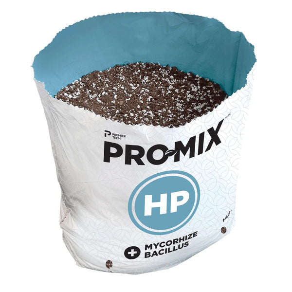 Sac de culture PRO-MIX HP ouvert et rempli de terreau prêt pour semis